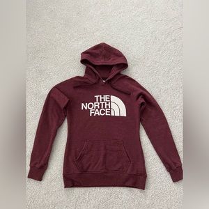 The North Face Women's Half Dome Pullover Hoodie
